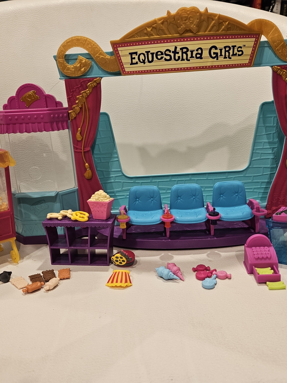 My Little Pony Equestria Girls Movie Theater Playset
